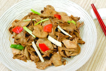 白蘑炒肉